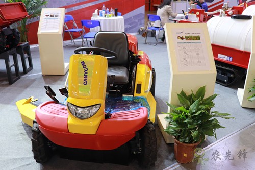 果園機(jī)械也過平安夜?