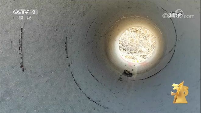 直擊315晚會:鹽城濱海高標準農田用“非標”材料 成高標準農田漏洞 直擊315晚會:鹽城濱海高標準農田用“非標”材料 成高標準農田漏洞